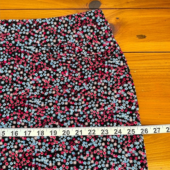 Croft & Barrow ‘Effortless Stretch’ Shorts Pink & Blue Floral Print Size 20W - Picture 11 of 15